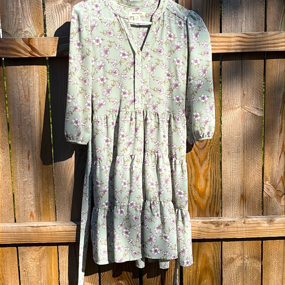 Floral mid sleeve mint dress